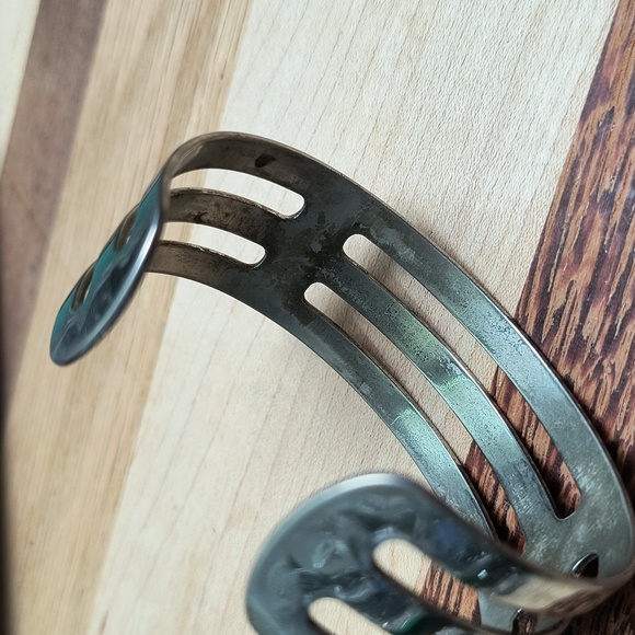 Open Cuff Bracelet Sarah Coventry Vintage Y2K Silver Tone Metal - Picture 9 of 12